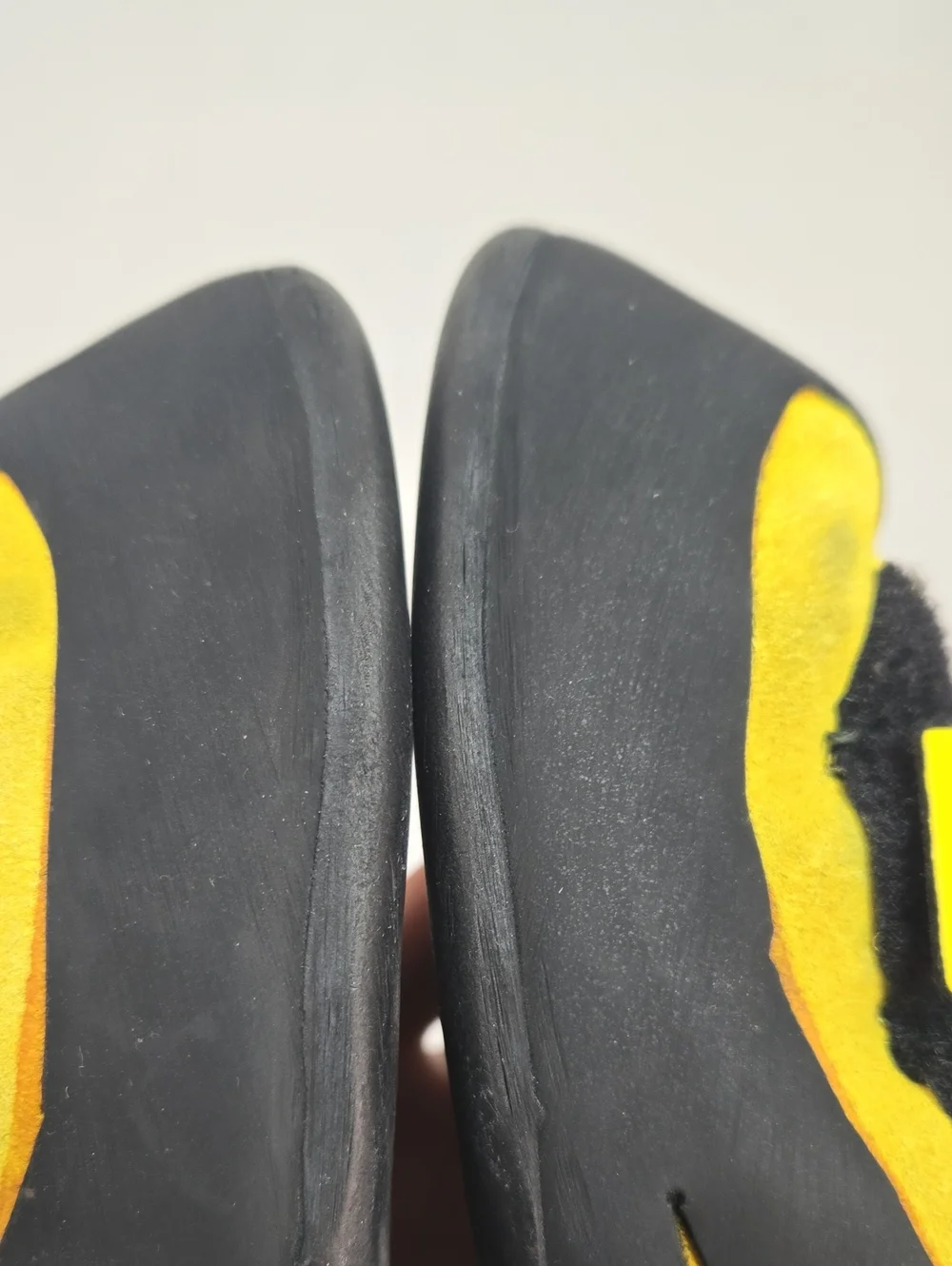 Size 42/M9/W10- - La Sportiva Miura VS Official Velcro Closure Climbing Shoes